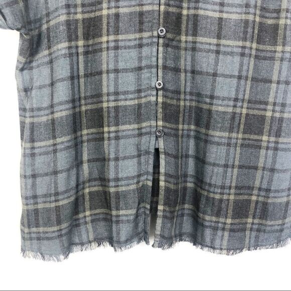 CLOTH & STONE | Plaid Button Back Gray Top X-Small - Picture 10 of 10